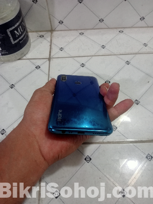 Realme 3
